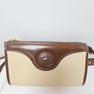 Vintage Dooney and Bourke crossbody bag Brown and Cream